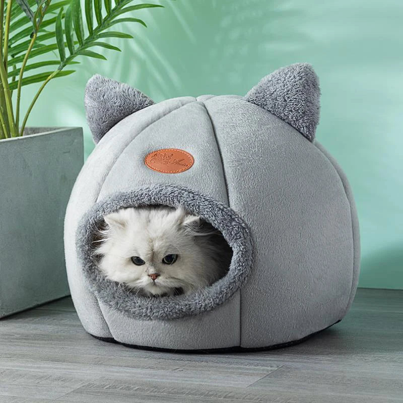 Cozy Winter Cat Bed: Warm Cave Nest for Deep Sleep and Comfort